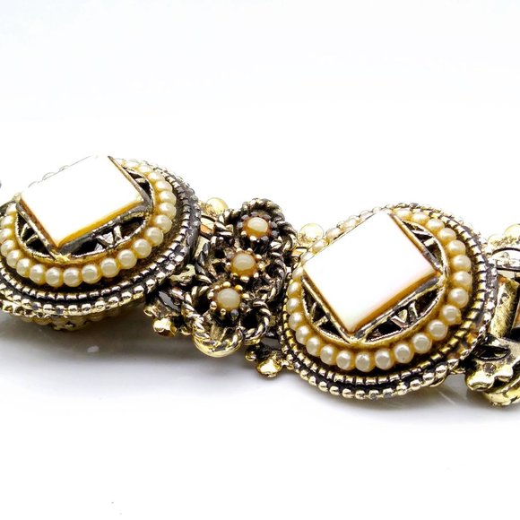 Mother of Pearl Medallion Link Bracelet, MCM Statement Bangle with Faux Seed Pea - Picture 3 of 8